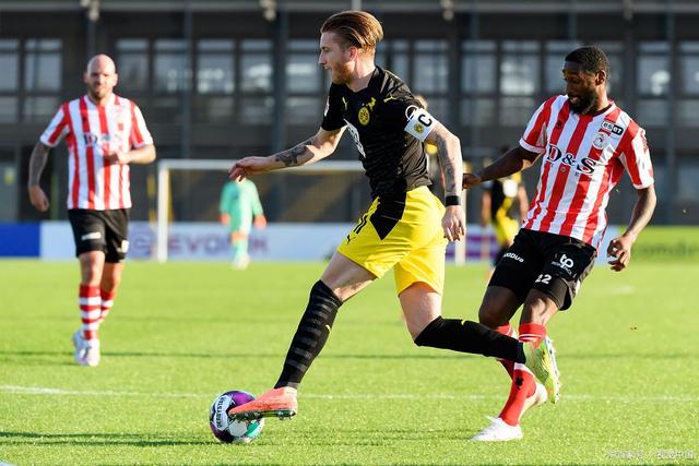 阔的舞台上 阔的舞台上