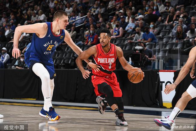 控到两条小 控到两条小