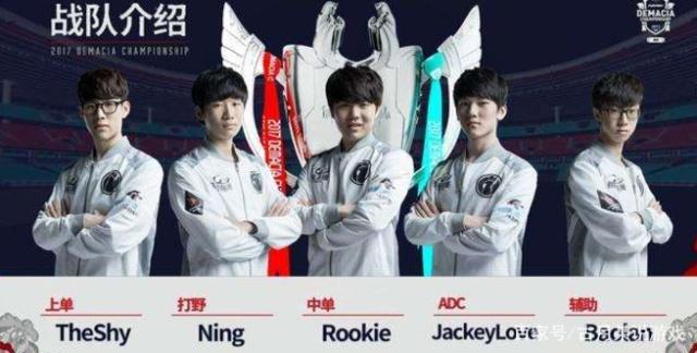 每到年末 每到年末