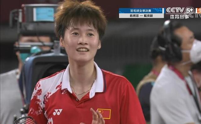 并从中寻求 并从中寻求